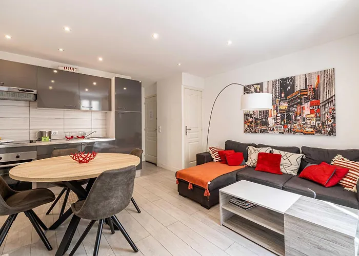 Beautiful Apartment, Next To Croisette Gray Albion